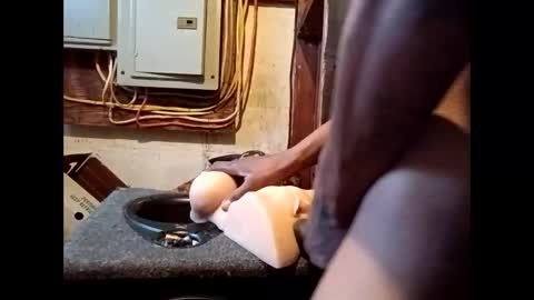 Freakyroofer online show from November 20, 1:43 pm