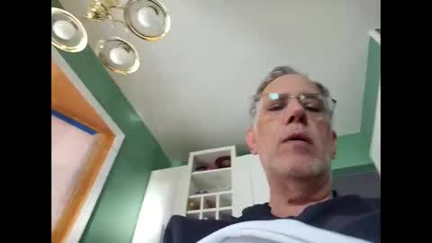 illshowmine1 online show from December 18, 6:15 pm