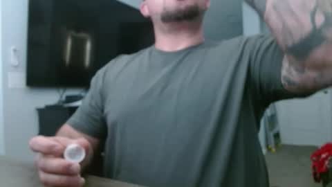 Letsgogetit online show from January 8, 7:52 pm