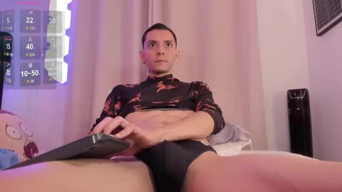 Jhonatan online show from April 8, 2:01 am