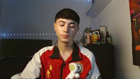 Snapshot of im_juanda chatting on December 13, 5:32 pm im_juanda online show from December 13, 5:32 pm