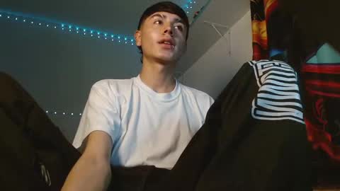 Snapshot of im_juanda chatting on December 27, 11:31 pm im_juanda online show from December 27, 11:31 pm