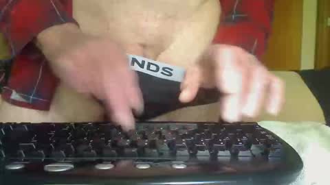 Aussie Guy online show from November 3, 10:33 pm