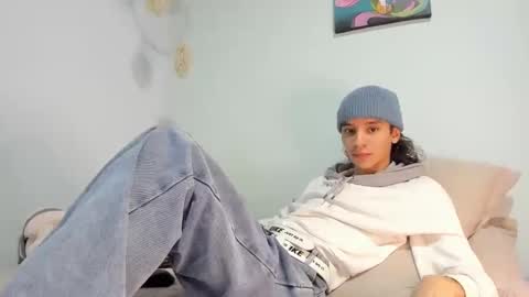 Colton Alvin Independent model online show from January 25, 1:10 am