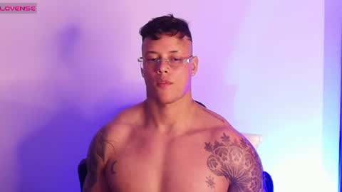 imconor online show from July 28, 10:42 pm