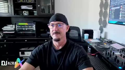 DJ Azra online show from June 25, 9:52 pm