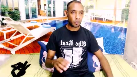 indianmagicmike69 online show from October 31, 6:44 pm