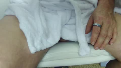 Hanging Out online show from February 12, 2:01 pm