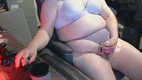 Madelaine online show from January 28, 10:56 am