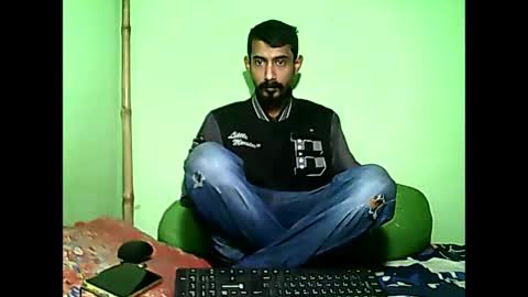 interne8famous online show from January 11, 7:49 am