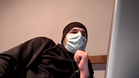 iplaywithu221 online show from February 23, 7:14 pm