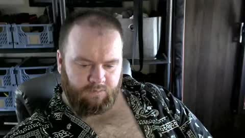 twitter theirishman205 online show from February 22, 12:19 pm