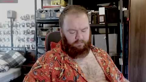 twitter theirishman205 online show from September 14, 3:36 pm