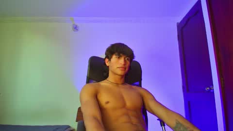 isaac online show from September 25, 10:41 pm