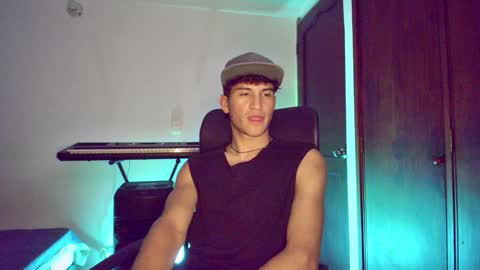 isaac online show from December 13, 7:37 am