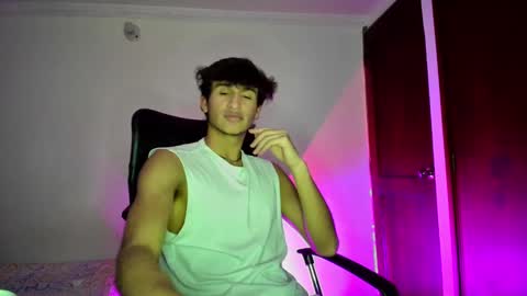isaac online show from February 12, 12:37 am