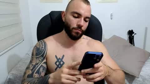 Isaac carter online show from February 2, 11:46 pm