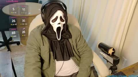 isaac online show from May 25, 5:02 am