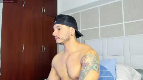 Isaac Surez online show from July 9, 1:04 pm