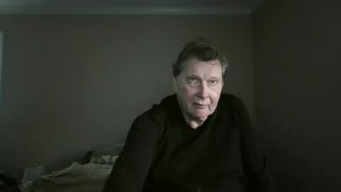 island625103 online show from March 22, 10:15 pm