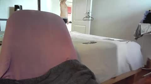 islandforfun online show from December 2, 1:00 pm