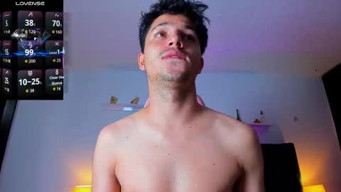 Snapshot of issac_james chatting on September 18, 6:04 am Issac online show from September 18, 6:04 am