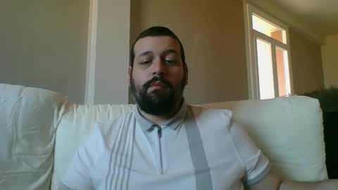 italianbigboy932 online show from March 30, 3:02 pm