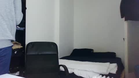 Snapshot of italianboybcn chatting on February 25, 5:58 pm italianboybcn online show from February 25, 5:58 pm