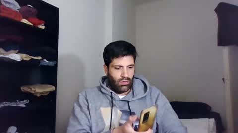 Snapshot of italianboybcn chatting on March 5, 7:49 am italianboybcn online show from March 5, 7:49 am