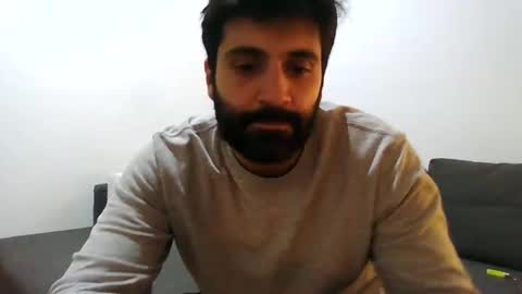 Snapshot of italianboybcn chatting on December 12, 9:48 pm italianboybcn online show from December 12, 9:48 pm