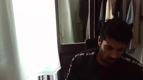 Snapshot of italianboybcn chatting on September 25, 12:37 pm italianboybcn online show from September 25, 12:37 pm