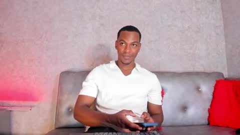 itanxfor online show from November 1, 1:15 pm