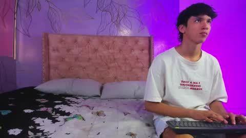 Ithan and Friends online show from March 12, 1:08 pm