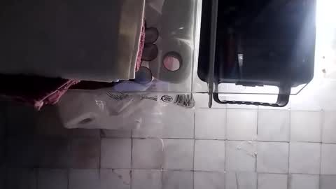 Snapshot of ivanchelon chatting on October 27, 1:52 am Vanchi online show from October 27, 1:52 am