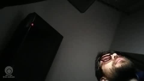 Snapshot of ivanchelon chatting on November 1, 9:13 am Vanchi online show from November 1, 9:13 am