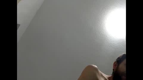 Snapshot of ivanchelon chatting on October 12, 5:23 am Vanchi online show from October 12, 5:23 am