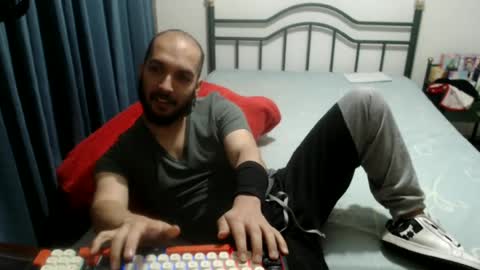 iwanturarse online show from June 29, 5:02 am