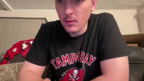 iwantyounow42069 online show from September 13, 10:38 am