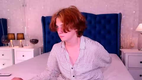 Snapshot of iwillfall_ chatting on September 14, 10:34 pm Maxim online show from September 14, 10:34 pm