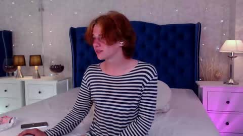 Snapshot of iwillfall_ chatting on September 17, 10:55 pm Maxim online show from September 17, 10:55 pm