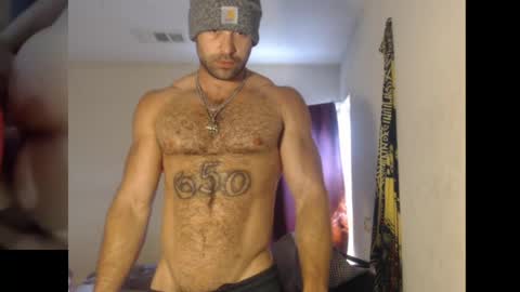 izak144 online show from April 10, 9:11 pm