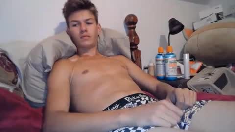 Snapshot of izzame2 chatting on September 14, 1:02 pm Willis online show from September 14, 1:02 pm