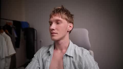 Danny online show from February 22, 8:21 pm