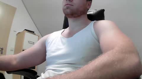 here4y online show from October 30, 3:13 pm