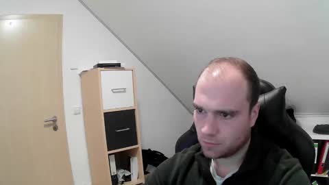 here4y online show from October 23, 10:19 am