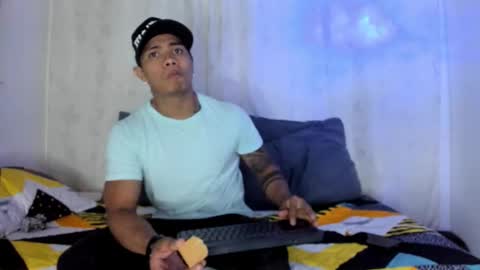 i am juan musiry independent model  online show from December 9, 5:07 am