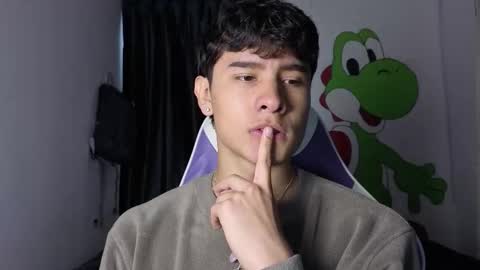 Noah online show from February 26, 10:44 pm