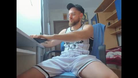 Snapshot of jaceblaze chatting on October 20, 2:26 am Jace online show from October 20, 2:26 am