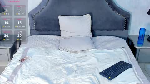 Jack White online show from October 4, 6:07 am