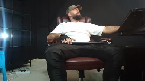 JackEthan online show from December 18, 6:53 am